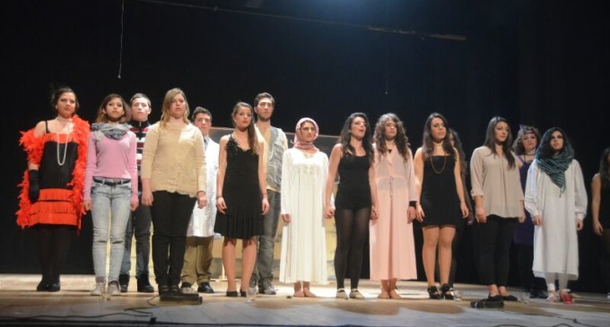 Successo per gli studenti del ‘Raeli’ di Noto per lo spettacolo teatrale “I luoghi della memoria”