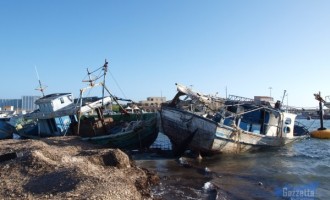 Portopalo. L’iter per la demolizione delle carette del mare spetta all’Agenzia delle Dogane