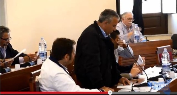 VIDEO: Antonino Crescimone annuncia la formazione del gruppo del Centro Democratico in consiglio comunale a Noto