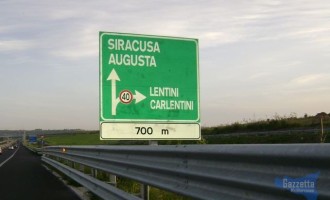 Siracusa.Travolti da un Tir mentre lavorano in autostrada, morti tre operai