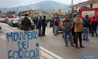 Avola. I Forconi protestano per la chiusura della Sp Avola-Siracusa