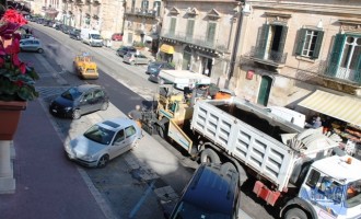 Modica, rifatto il manto stradale del centro, l’assessore Lorefice: “Lavori necessari chiesti dai cittadini”