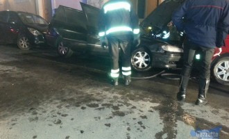 ULTIM’ORA – Noto, scoppio in una automobile parcheggiata in via Grimaldi – Foto in esclusiva