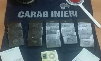 Noto, droga “happy” tenuta in campagna, arrestati tre tunisini dai Carabinieri