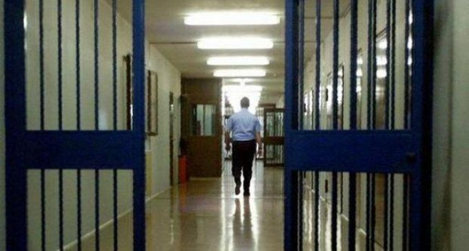 Siracusa. Detenuto tunisino tenta il suicidio in cella, salvato dal poliziotto penitenziario in servizio