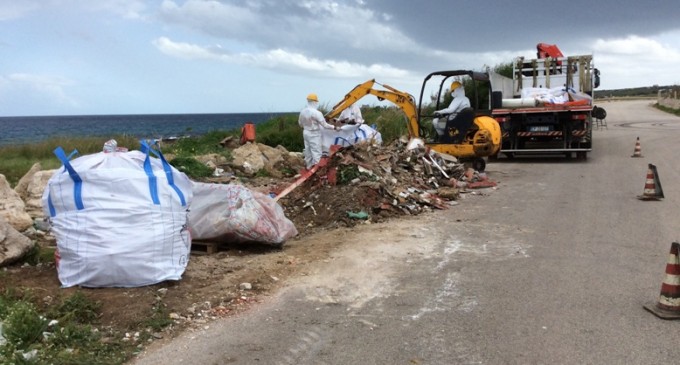 Pachino. Avviata la bonifica delle discariche di amianto a tutela della salute pubblica