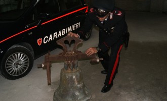 Floridia – Ritrovata dai Carabinieri la campana rubata nella chiesa di Palazzolo Acreide