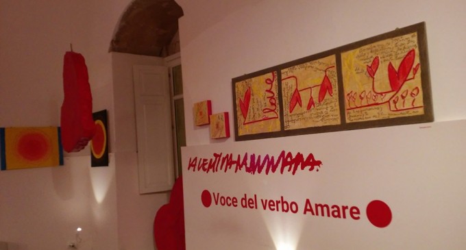 Noto. Dopo il vernissage ancora successi per “Voce del verbo amare” di Valentina Mammana