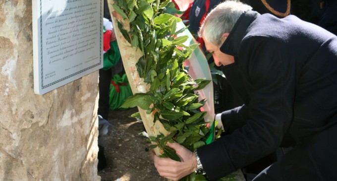 Rosolini. Intitolato un piazzale alla memoria dell’ispettore di Polizia Filippo Raciti